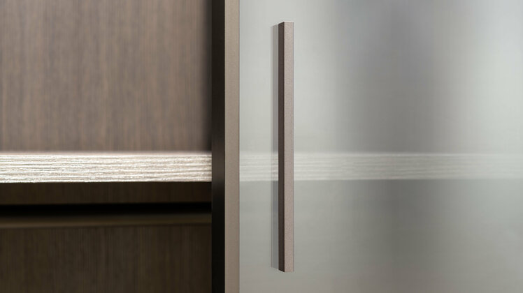 Handle cuboid, vertically